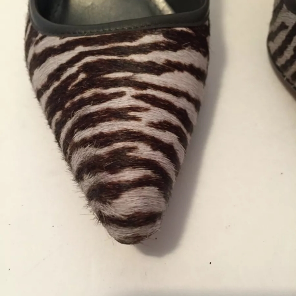 Shoes - Picture 6 of 8